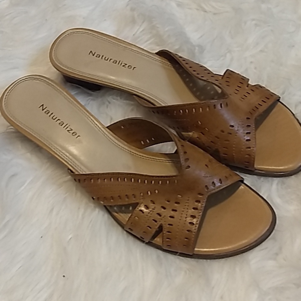 Naturalizer sandle